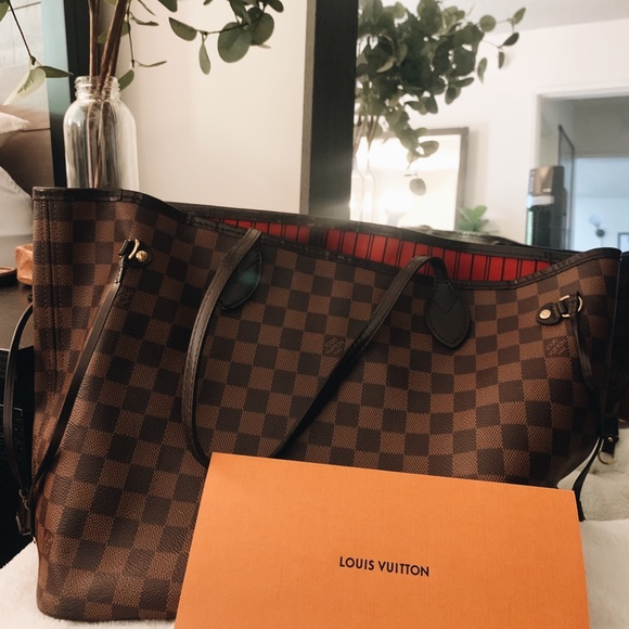 Louis Vuitton Neverfull MM - Picture 2 of 5